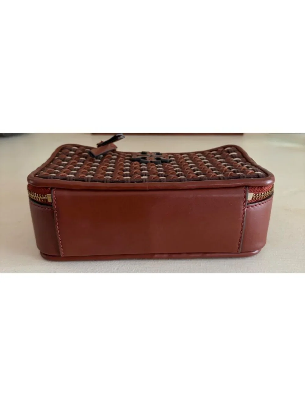 TORY BURCH Britten Woven Small Top Handle Case Bag Brown Gold Crossbody